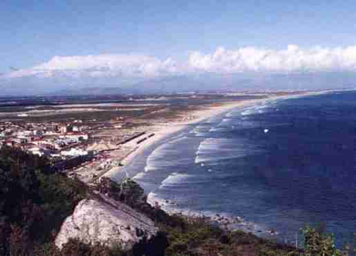 Plage de Camps Bay.