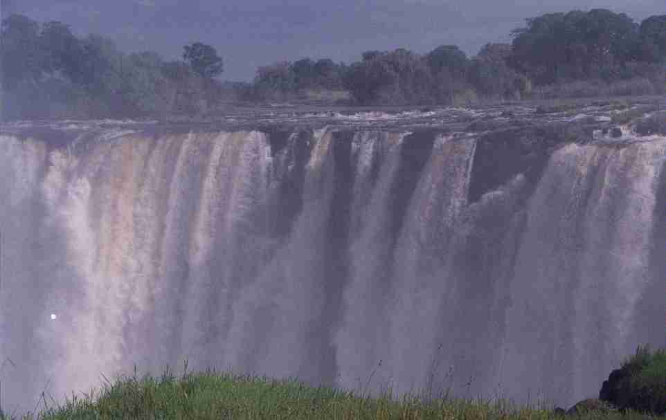 Derni�re image des chutes Victoria.
